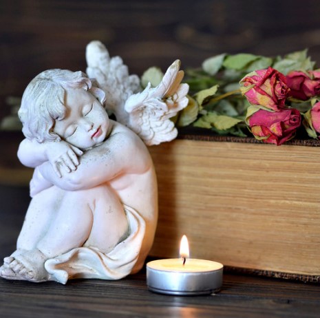 Why is All Saints' Day celebrated? - Día de Todos los santos en inglés