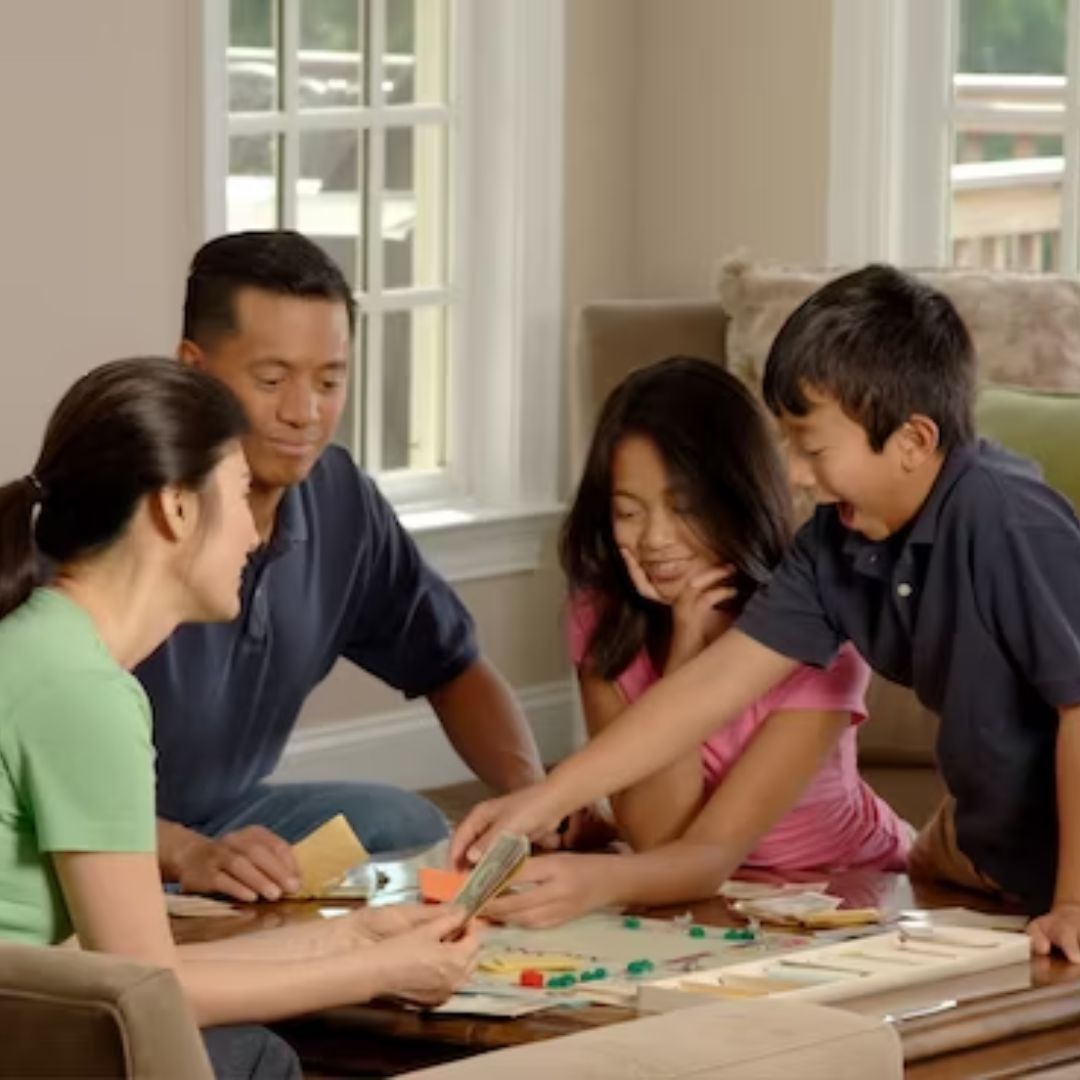 Thanksgiving, family celebration, Thanksgiving activities, Thanksgiving games