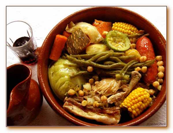 Stew - Puchero canario - Gastronomía Canaria