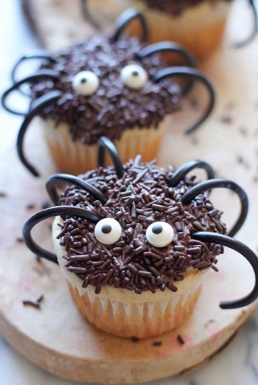 halloween spider cupcakes