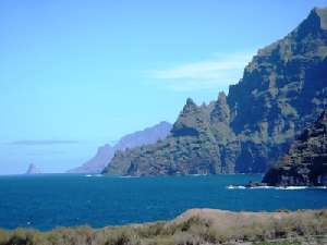 Roques de Anaga - Santa Cruz de Tenerife Santa Cruz de Tenerife - Turismo en Tenerife - Tourism in Tenerife