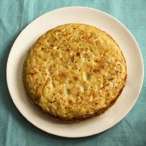 recipe for making Spanish Potato Omelet with onion